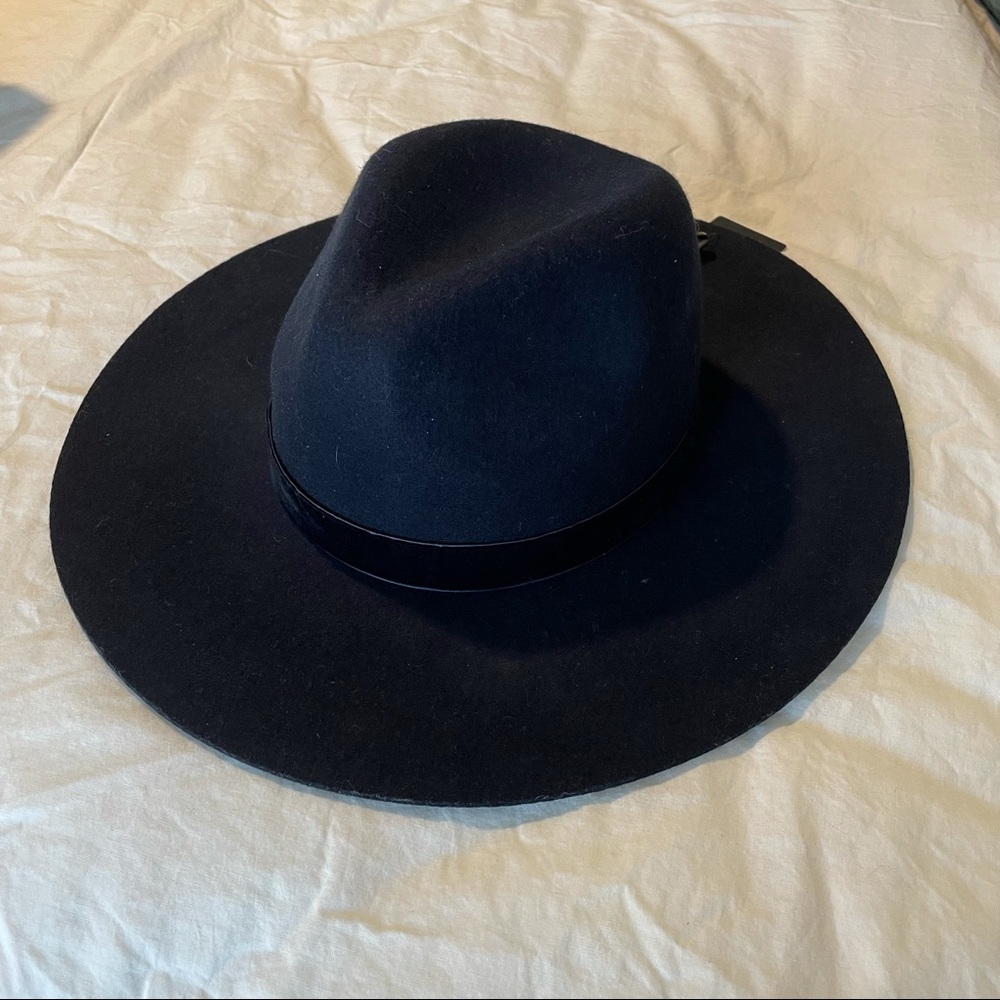 NWT Forever 21 Navy Wool Fedora Hat